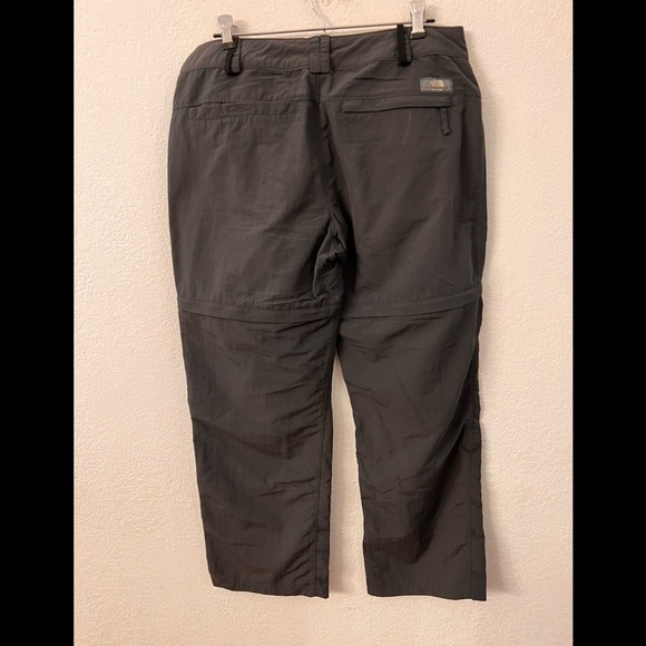 The North Face womens pants/ shorts size 12 - Picture 2 of 9